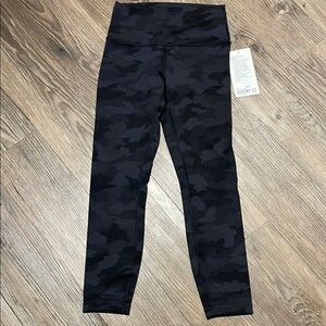 NWT Lululemon Wunder Train 25 inch High Rise